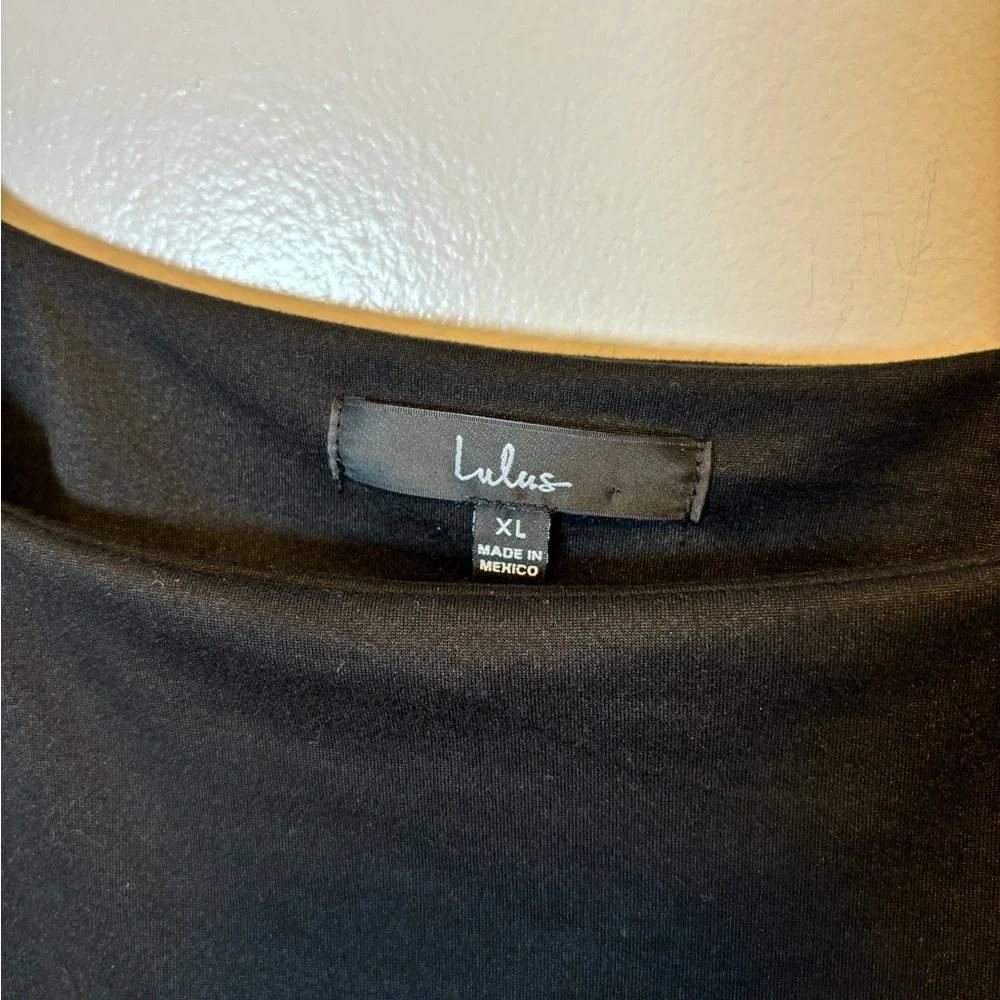 Lulus long sleeve open back‎ body suit black women's size large